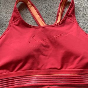 nike sports bra
